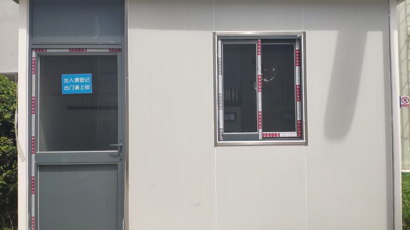 上海鬆江某汙染（rǎn）源排口安（ān）裝案（àn）例