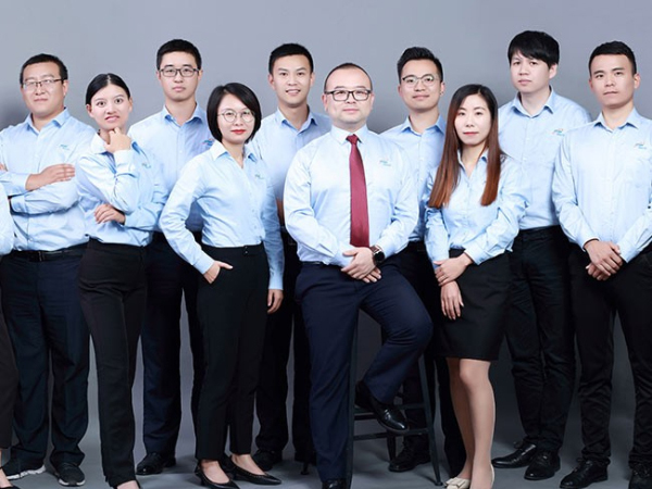 草莓视频网站儀器公司技術團（tuán）隊合影